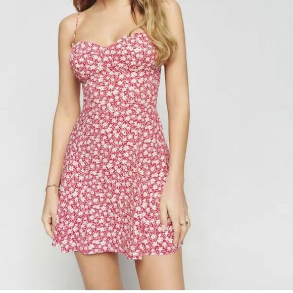 Reformation Saskia Dress in Red  NWT Size 6 Floral Red Women's Dress - Picture 2 of 5